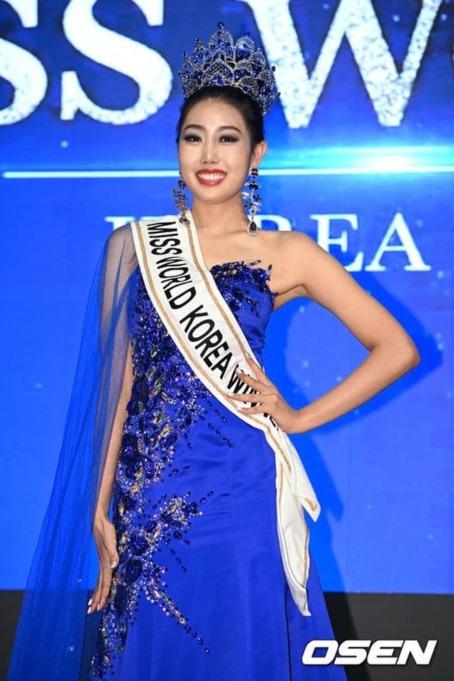 Người hâm mộ bất ngờ với hình ảnh mới của tân Hoa hậu Thế giới Hàn Quốc - 2